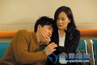 61 Ůò 30  ؾȺ 30 λС⽻