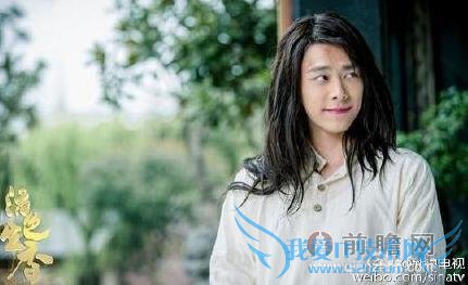 李易峰活色生香男扮女装很娇媚 比唐嫣更有女人味