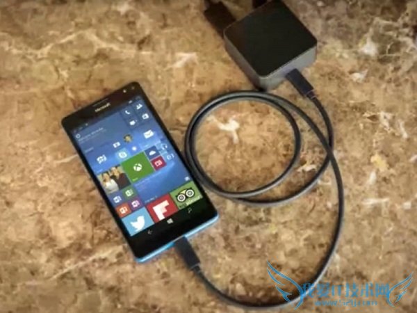 ΢ Lumia 950/950 XL Ⱦͼع  Win 10 Mobile ϵͳ