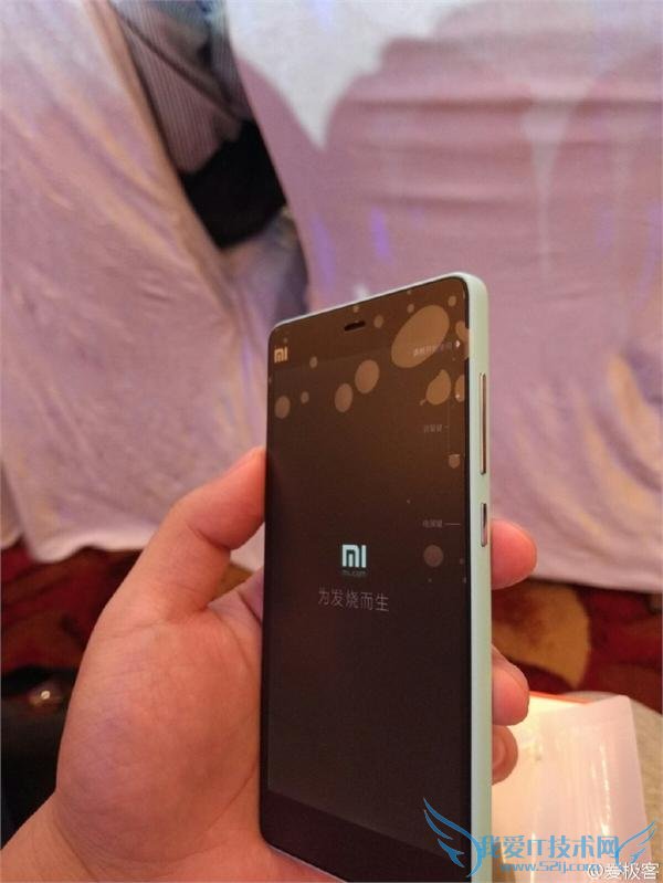 1299 ԪС 4C  2499 Ԫֻ콢 ֻһָʶ?