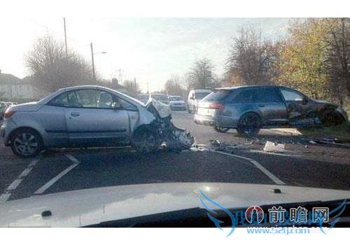 贝克汉姆遭遇三次车祸,均无大碍