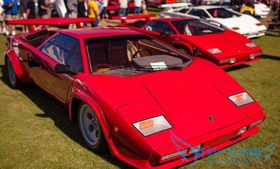  Countach