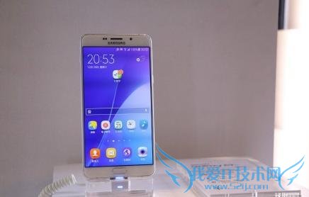 全球首发骁龙 652 处理器:三星 Galaxy A9 发布 6 英寸超大屏幕+4000mAH 电池容量