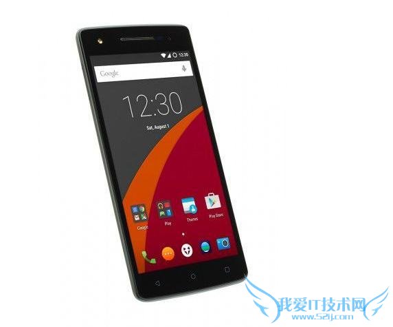 Ӣ WileyFox Ƴ°׿ֻ һֻƴߵ