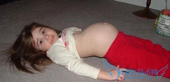 ͵ʳҪͷ12 Ů 14 ͬѧȻк̥  ݡʥأԭǵǵΪ͵“”òҮͻ԰ջ̵˵͵ʳԭＰһĿˡ˵ʥ˵“”֪ƶô͵“”ԵΪӣָŮ֮ûзɳϵĻϵǰ·Թϵδ׶Էϵ  û뵽“ 12 С¿”粨󣬹㶫ɽҲһ 12 Ů 14 ͬѧԹϵ“Ȼк̥”־磬źǣǵ֪“”Үͻɽ“ԹŮ”Ȼ氮вĸͷǰհıֻܸ̾ 00 뿪Ⱥӣǰ޹ˣߵĵ“氮”?  Ϥλ 12 Ů̹Լ׷Сգʾ 14 ͬѧԹϵʱǳĸԸģαƭҳʱĳⷿСչҹ˫˫ѧУ  ΪЩ 00 Ͷ뵽νİȻʣȷǻûʱ͵Щ 00 󿪷ͻһ١ٶطԭ򣬺ܿ棺һԴڶԽĺԣԭʼԳ嶯⵹Ҫҳʦ֪ʶȷָ;ȱͥİ׷ν氮е 12 ŮĸĸæΪֻСԹջ¼׶СŤԽгļͥͨҪ  ⣬ 00 Ⱞۣһ󣺵 00 󶼻ỳж̥90 æ飬80 Ŀǻ˼?˵úãţ»׵֪¸ҵ׷Ϊǵİ飬 80 ΪλŤŤع?   80 һ 89 㣬ŮѾ 25 귨䣬լլŮǲճڴϷУڸָĵӾ࣬°ࡢ㲻һ䣺ѵϻ¸ã߶?Եǻ¸ҵļȥ׷!