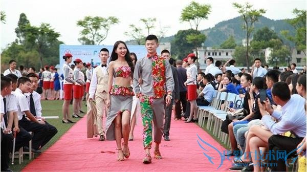 ŮӴ͸οɺģ?NO ǿսҵ