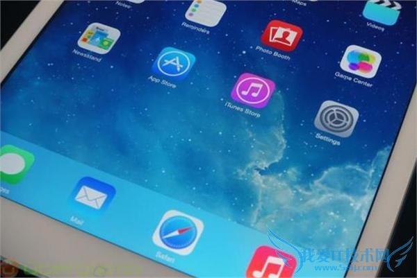 ǰհƼ 1  29 Ѷ⣬ƻһ 9.7 Ӣ iPad  iPad Air 3ƻ 3 ¾дƷᣬʱ iPad Air 3  ǰƻӦϢƣiPad Air 3 䱸 4K ֱĻΪֱߵһ iPad ƽ壬ӵ 4GB ڴ棬Լʱ䡣  Ȼ iPad Air 3 ·ݷϢָ豸ҪڵڶȲſʼ̨ҹӦ̽Ϊ豸ṩ壬Һģͱ  ݴǰϢƻ·¿ 4 Ӣ iPhoneiPad Air 3  Apple Watch Apple Watch  Apple Watch 2ֻӵ±۵ Apple Watch