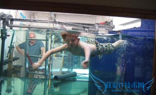 Ӣӻװ׹Ӿ ÿ¾Ҫ 2 ǧ