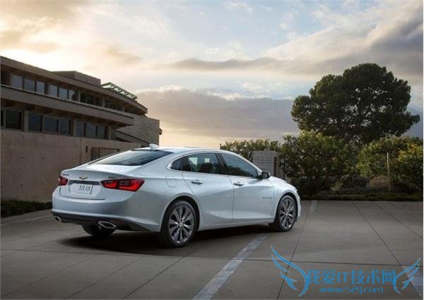 ǰѩ񱦺 K5ǰ˵ֿͻơ˵ȫһ񱦣۷棬һ񱦲ȫµƣϬǰ䱸ȫµĽդƣټβõƱƣ忴߶Сڳߴ緽棬¿ֿ 91mmȲռ 33mmռиáһһ Volt ƣͿƼʮ㡣÷棬ȫô룬 10 ȫҡֺƫԤä⡢ǰײԤԶӦѲȡ̸ϵͳһ ( 136 )  1.5T2.0T Լ춯ֶϵͳ 1.5T Ecotec Ϊ 160 ֵŤΪ 250N·mͣϵͳ䣬ٹۺͺĴ 6.4L2.0T ƥͨµ 8 Զ䣬Ϊ 250 ֵŤΪ 350N·mֵעǣһͨǰ׸䱸 8AT ĳ͡ڻ춯ϵͳ 1.8L ֱ緢綯ɣΪ 182 ڲȻռٹۺͺĿɴ 5.2L