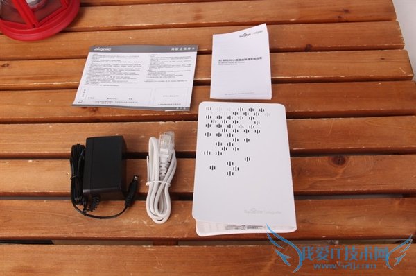 ٶȵһڣ99ԪС·ɡײ