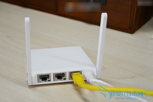 如何用手机设置小米路由器青春版?