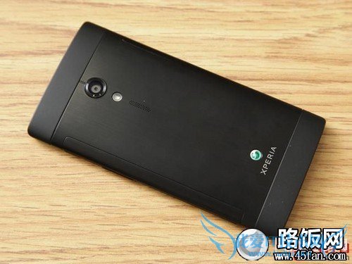 1.5GHz双核720p屏 索尼LT28i首发上市