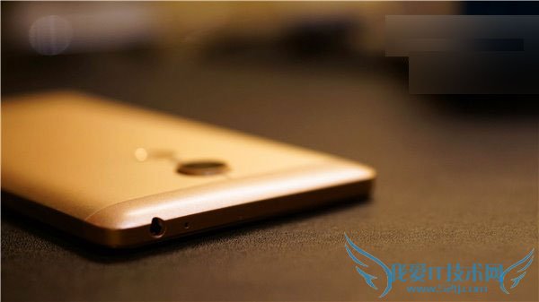 新一代的千元智能手机:中兴威武3做工如何?