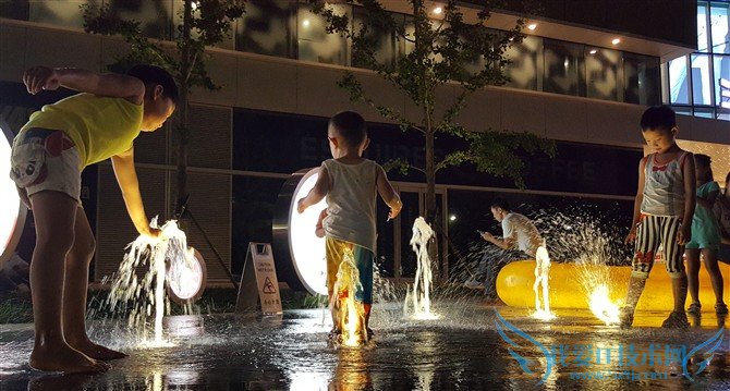 ЧļǿGalaxy S6 Edge+iPhone6 PlusնԱ