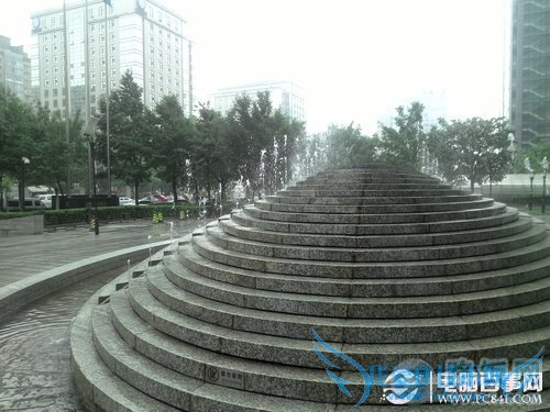 英特尔双核+平民价 中兴Geek V975评测