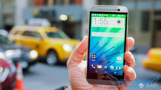 一起来围观热门智能手机的屏幕亮度排行榜