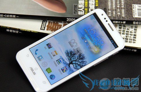 华硕PadFone2智能手机