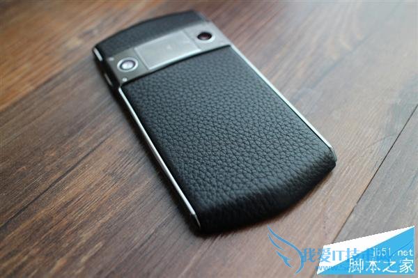 钛金手机8848真机到底什么样呢?