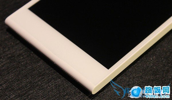 金立E7屏幕底部虚拟按键特写图片