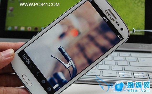 锤子ROM锁屏界面