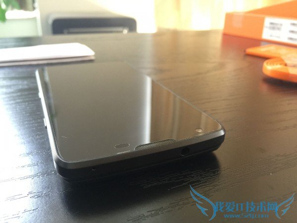 非常独特的门派“innos”奕骆D6000手机到底如何?