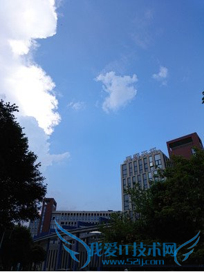 购买手机机索尼xperia z3+和iphone6plus哪个比较好?