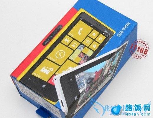 诺基亚920采用环保材料包装