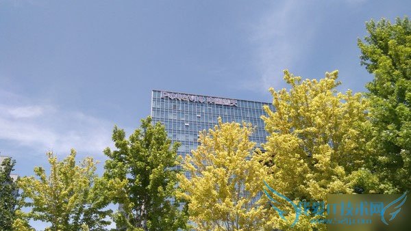 黄金斗士S8畅玩和红米Note对比,哪款手机更好?