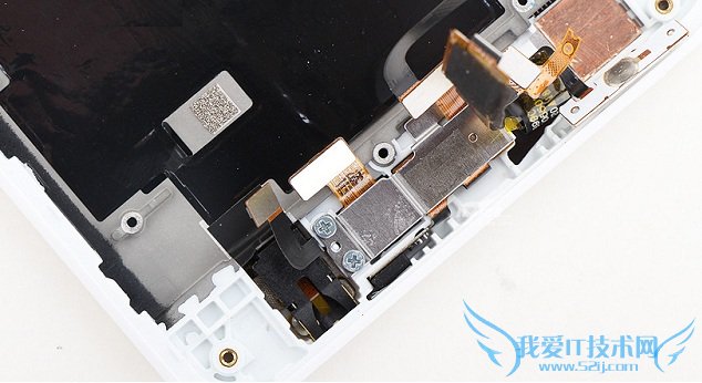 对坚果手机在做工方面的评测