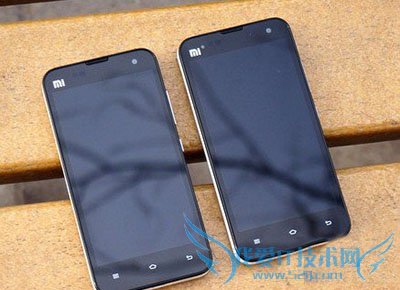 小米手机的home键在哪个位置?