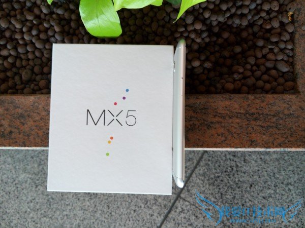 魅族MX5和魅蓝note2手机的全面对比