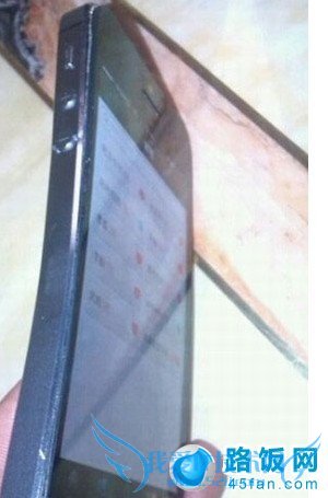 iPhone 5S容易做弯