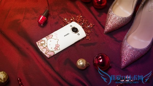 美图M4 HelloKitty特别版卖多少钱?美图M4 HelloKitty特别版图片