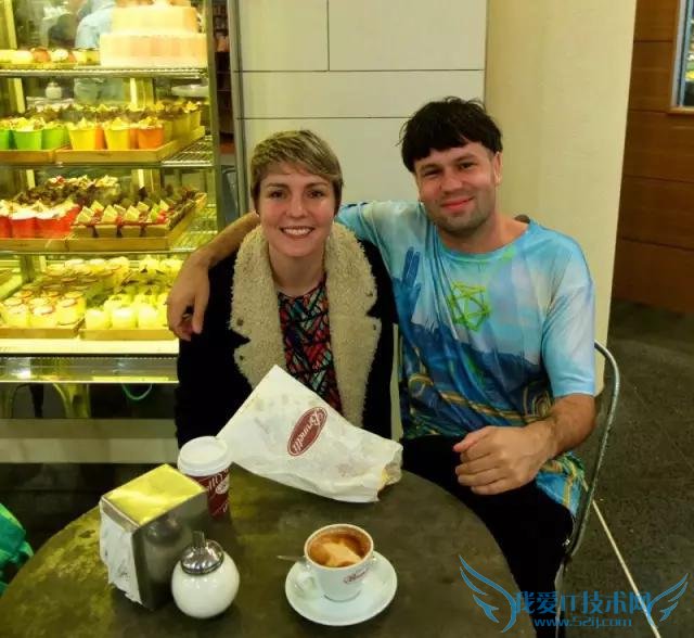 那些在你朋友圈里分享喜怒哀乐的人都是你的朋友吗?