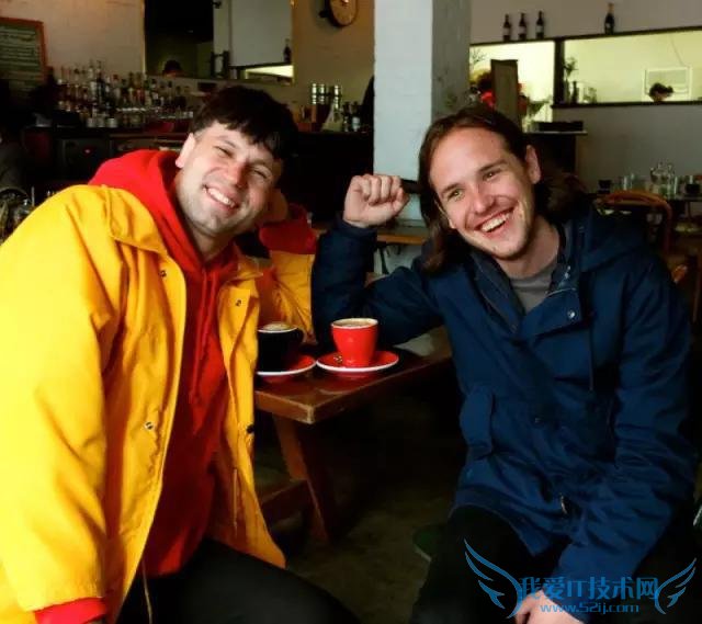 那些在你朋友圈里分享喜怒哀乐的人都是你的朋友吗?