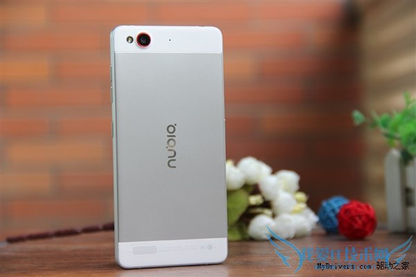 超薄新机nubia My布拉格外观配置如何?