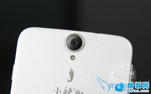 800万像素摄像头