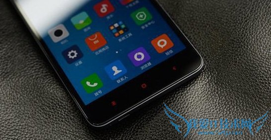 红米Note2手机跟YunOS纽曼纽扣的对比