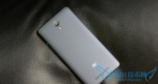 红米Note2手机跟YunOS纽曼纽扣的对比