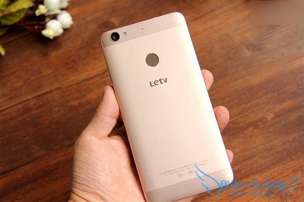 如何开启乐视1s手机的USB调试模式?