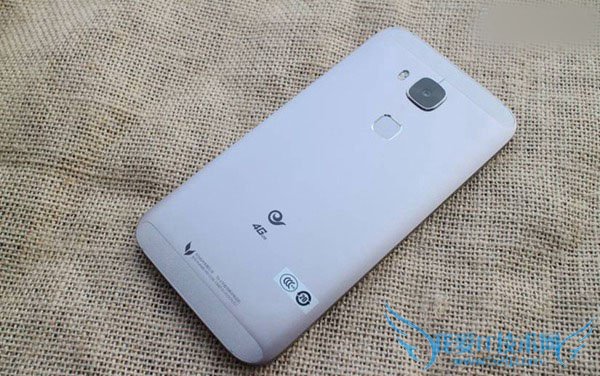 麦芒4高配版和标配版的区别有哪些?