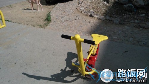 1300万像素F2.2光圈 32GB版小米2S评测