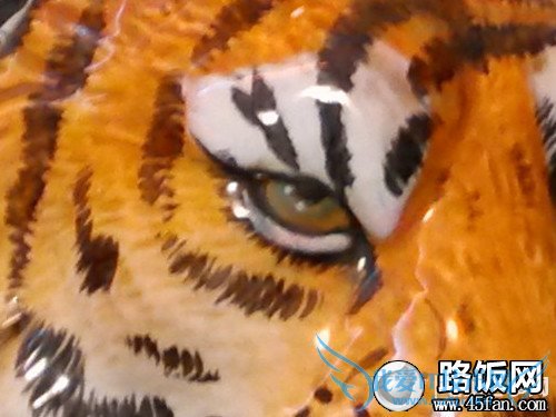 1300万像素F2.2光圈 32GB版小米2S评测