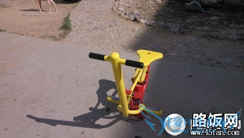 1300万像素F2.2光圈 32GB版小米2S评测