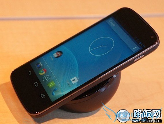 LG Nexus 4手机外观