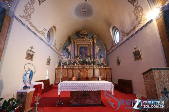 如何使用Photoshop软件进行后期修饰照片?