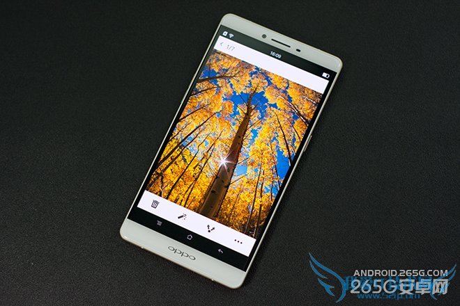 OPPO R7 Plus