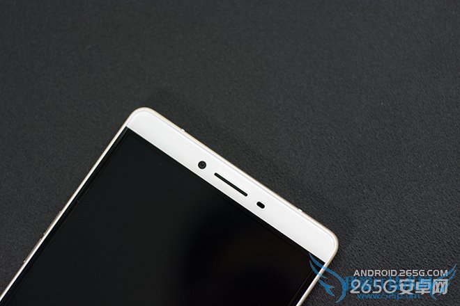 OPPO R7 Plus