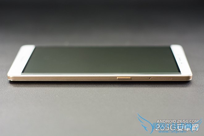 OPPO R7 Plus