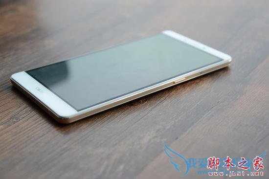 OPPO R7s和OPPO R7 Plus之间的区别